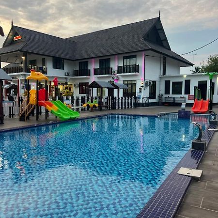 Villa Wanie Inn Setiu Exteriér fotografie