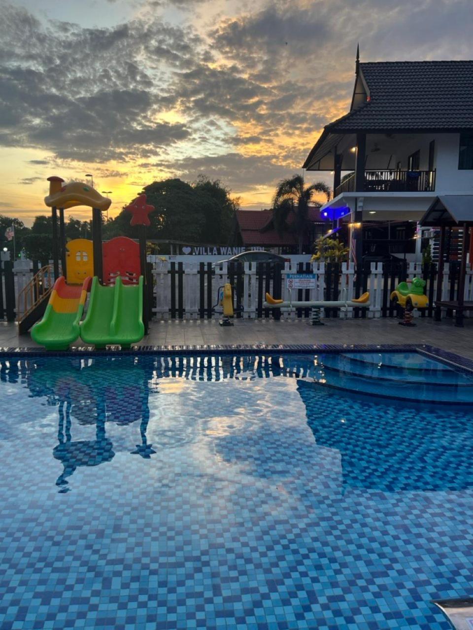 Villa Wanie Inn Setiu Exteriér fotografie